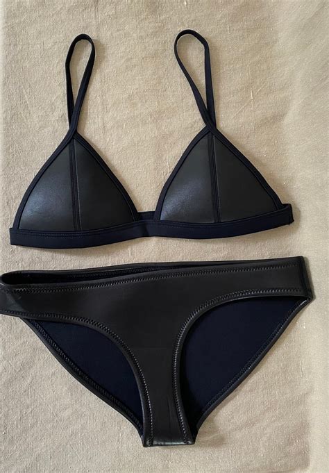 Triangl bikini svart neopren S sommar badkläder Köp på Tradera 679409164