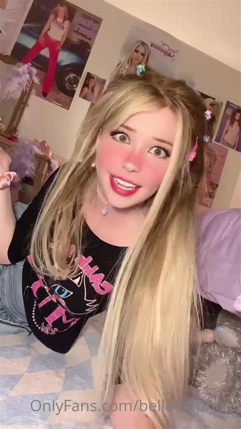 Смотрите Gorgeous Belle Delphine Naked Nostalgia Quest Onlyfans Set