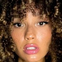 Anabella Carrasco Tazsangelsab Nude OnlyFans Leaks Fappening FappeningBook