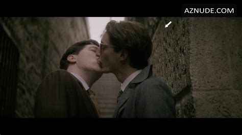 YVES SAINT LAURENT NUDE SCENES AZMen