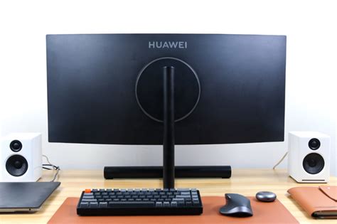 Huawei MateView GT 34" Curved Gaming Monitor Hands-on
