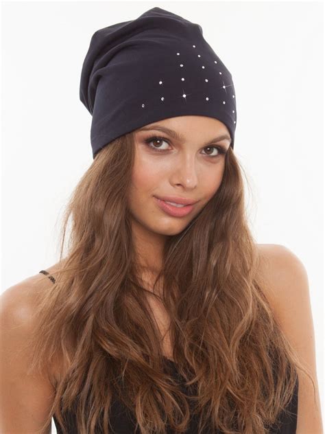 Велюровая шапка - 72 фото