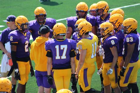 Knox College’s football team has new look in 2022 season | Wheat on the ...