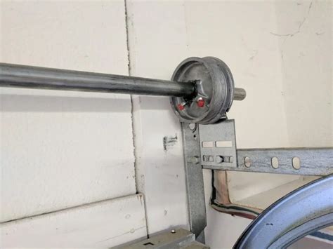 A Guide To Repairing A Garage Door Cable The Garage Fix