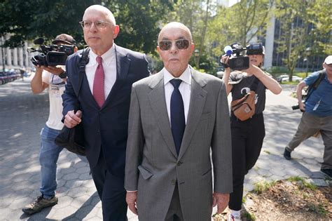 Uk Billionaire Joe Lewis Pleads Not Guilty To Insider Trading