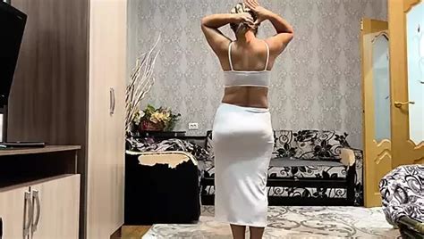 An Experienced Milf Knows What To Kneel For And Substitute Her Ass For Anal Sex Xhamster