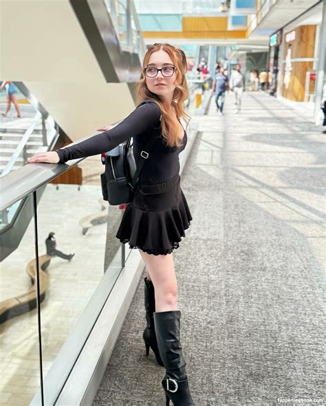 Lyssaurora Nude OnlyFans Leaks Fappening FappeningBook