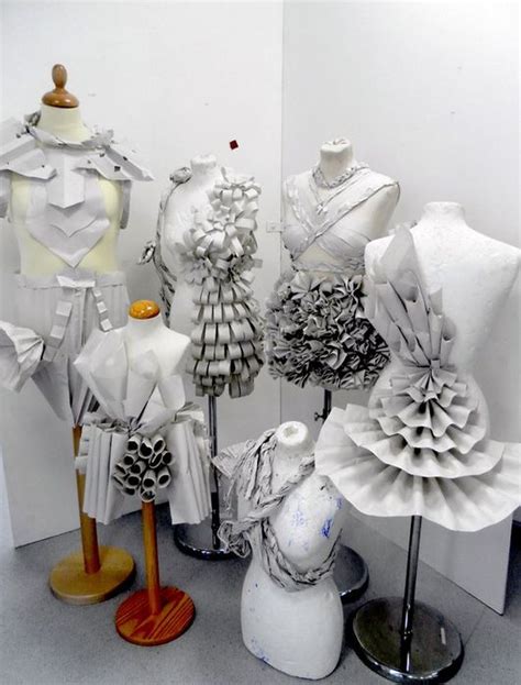 Pin By Sam On Papel Paper Fashion Origami Fashion Paper Dress Art