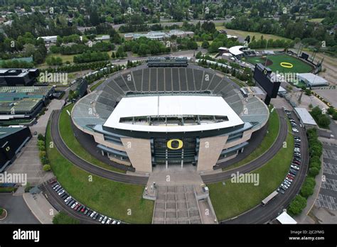 A general overall aerial view of Autzen Stadium, the home of the Oregon ...
