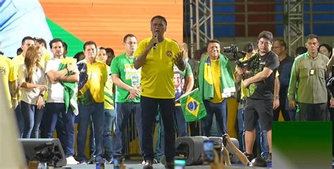 Em Tratamento Desde Quando Esteve Em Manaus Bolsonaro Recebe Alta