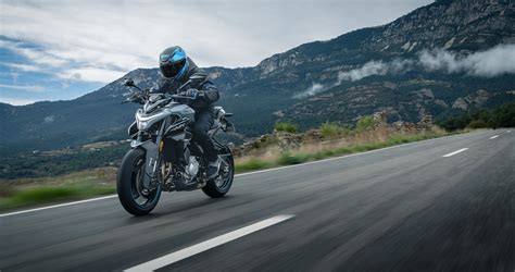 Deine 675NK Pures Naked Bike Feeling CFMOTO