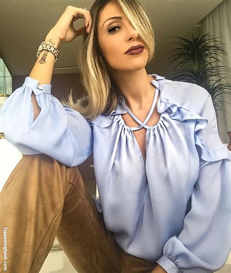 Roberta Carbonari Muzy Robertacarbonari Nude OnlyFans Leaks Fappening FappeningBook