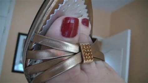 Amateur In Tight Gold High Heeled Sandals Feet9