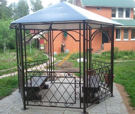 Кованые беседки: долговечность и изысканный ландшафт
