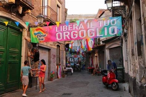 Catania La Denuncia Gravissime Violenze Della Polizia Contro Le Sex Worker