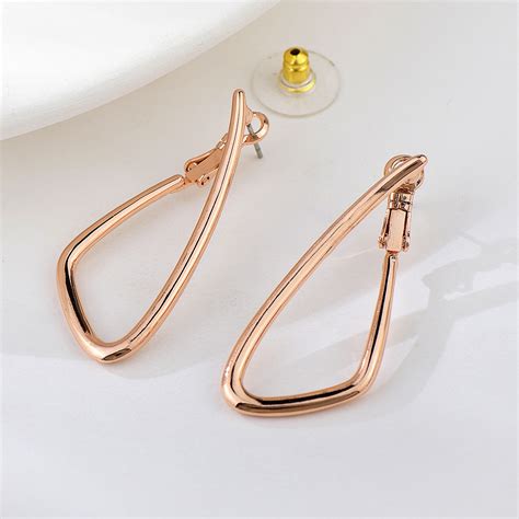 Attractive Gold Plated Dubai Dangle Earrings Factory Direct Supply