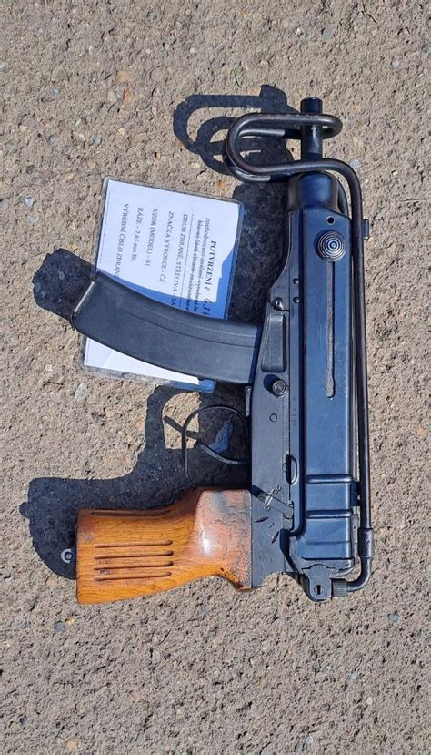 Znehodnocený samopal VZ 61 | Aukro