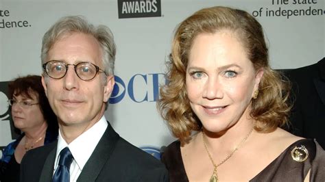 Who is Kathleen Turner’s ex-husband, Jay Weiss, and why divorce?