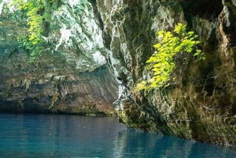 Kefalonia Halvdagstur till Melissani sjön och Drogarati grottan