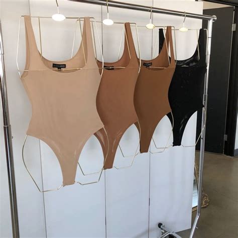 C Ch Ch M S C V B O Qu N Bikini K O D I Tu I Th C A Ch Ng Vingo Vi T Nam