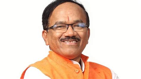 guess  goa chief minister unwinds   infinity pool photo