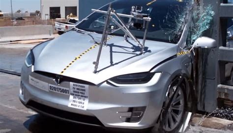 Tesla Model X Erstmals Erhält Ein Suv Fünf Sterne In Allen Nhtsa Crash