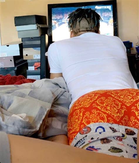 Pin By Rod1231 On Saggers Sagging Pants Cute Black Guys Black Gay