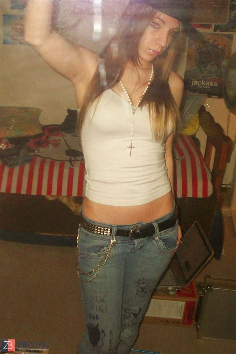 LiLMissWet From MyDiscreetSpace Dot ZB Porn