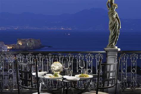 I Ristoranti Romantici A Napoli Per Un Appuntamento Indimenticabile