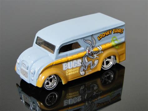 Hotwheels Day Dairy Delivery Looney Tunes Hot Wheels Pop Culture Series Bugs Bunny 2013