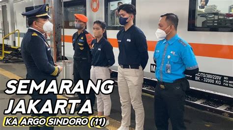 DINAS KERETA API ARGO SINDORO KA 11 KONDEKTUR KERETA API YouTube