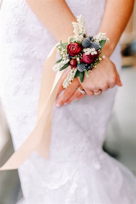 Repinned By Prindler Productions Florals Red Green Blue Wrist