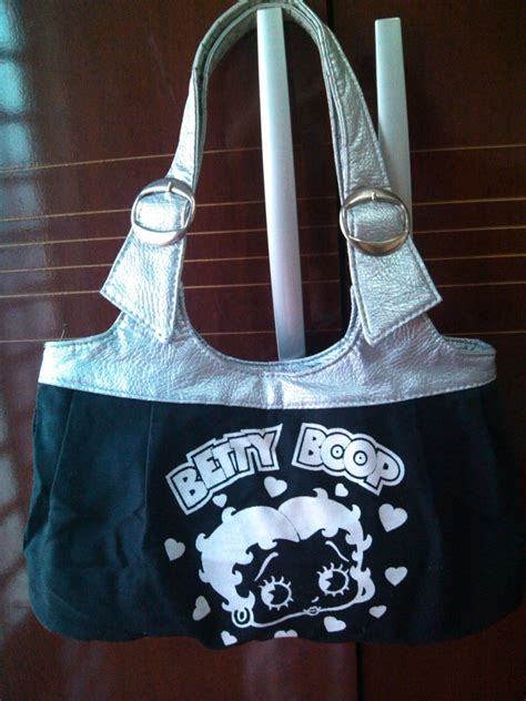 Bolsa Betty Boop Bolsa De Ombro Feminina Betty Boop Usado 2411116