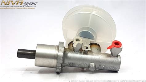 Цилиндр тормозной главный 2123 АЗ с бачком MANDO