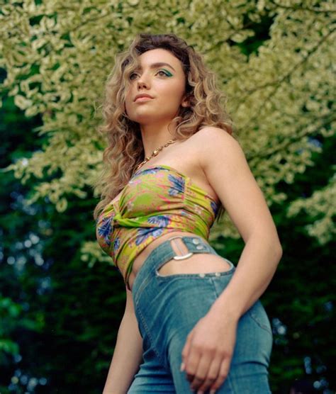 Peyton List Hot Cute Gorgeous Pictures Bollywoodfever