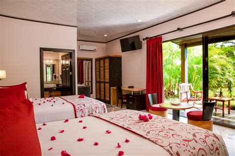 Home Arenal Manoa Hot Springs Resort