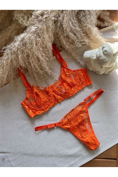 Arona Lingerie Turuncu Balenli Bralet Tak M Fiyat Yorumlar Trendyol