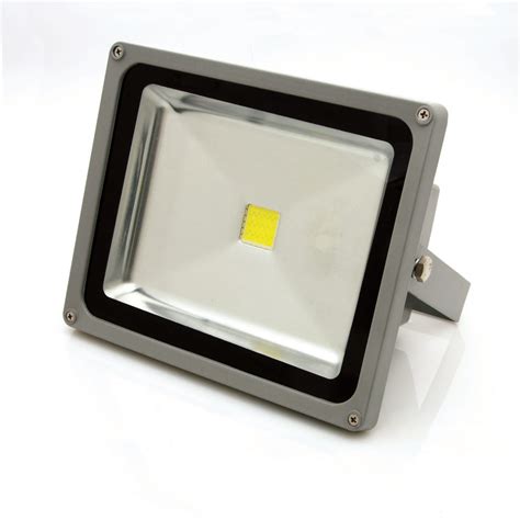 LED Прожектор 50W студено бяла светлина
