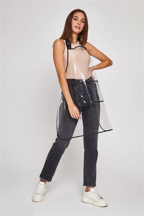 Фартуки и пеньюары — Uniformed