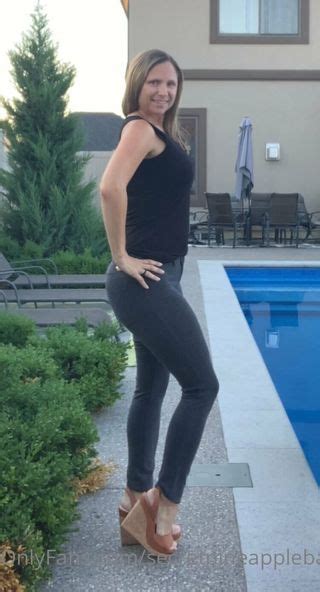 Secret Pineapple Babe Secretpineapplebabe Nude OnlyFans NudoStar TV