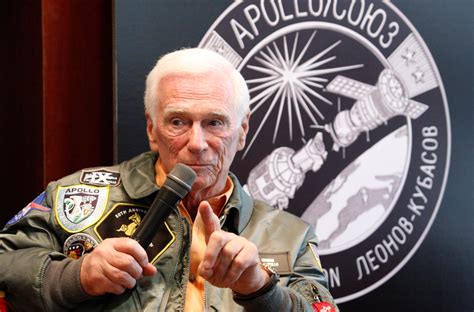 Eugene Cernan Last Man To Leave His Footprints On The Moon Dies At 82