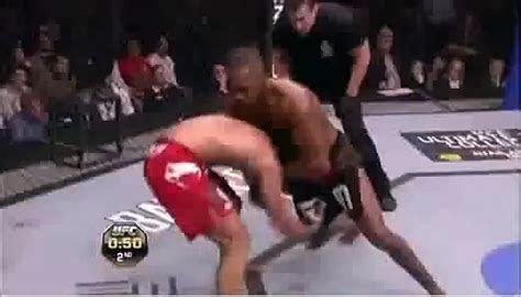 Jon Bones Jones Chokes Out Lyoto Machida Video Dailymotion