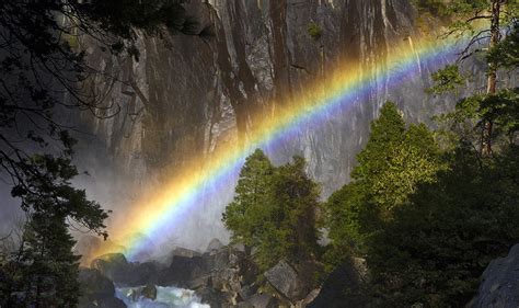 Пейзажи природы с радугой, весенние фотографии