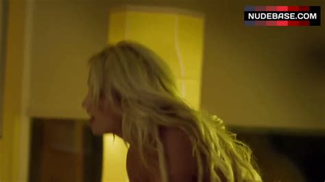 Chelsey Reist Sex Scene Embrace Of The Vampire Nudebase