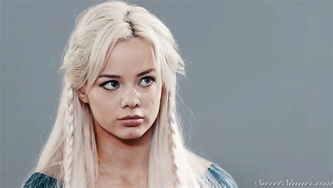 Elsa Jean Panties Porn Videos XCafe