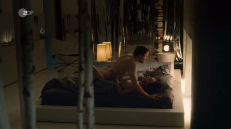 Naked Aglaia Szyszkowitz In Ein Starkes Team Tod Einer Studentin