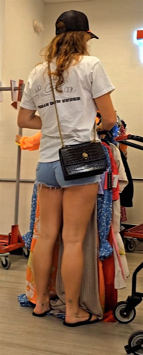 Cheeky Shorts Milf Short Shorts Volleyball Forum