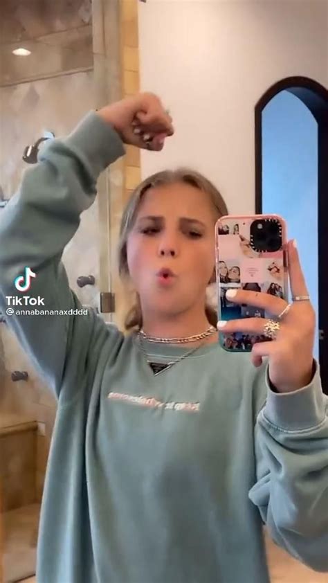 Pin By Brittney Lee Jet Paulse On Tik Tok Video Anna Banana Wow
