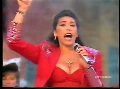 RAFFAELLA CARRA CUANDO CALIENTA EL SOL 27 6 1991 PARTE 4 SABRINA