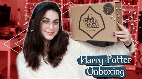 Geek Gear Harry Potter Unboxing April Book Roast Youtube